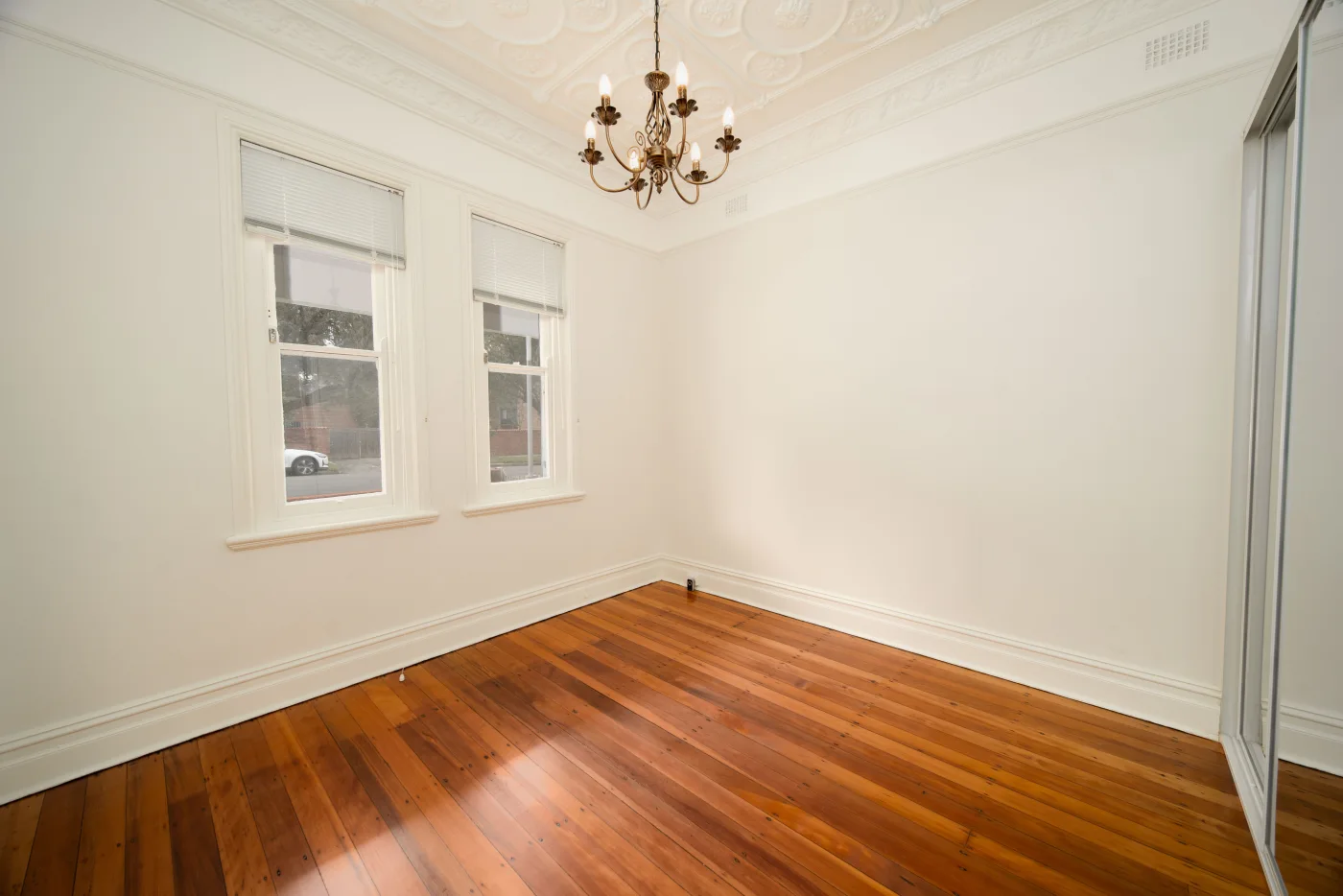 Real Estate - Petersham 1