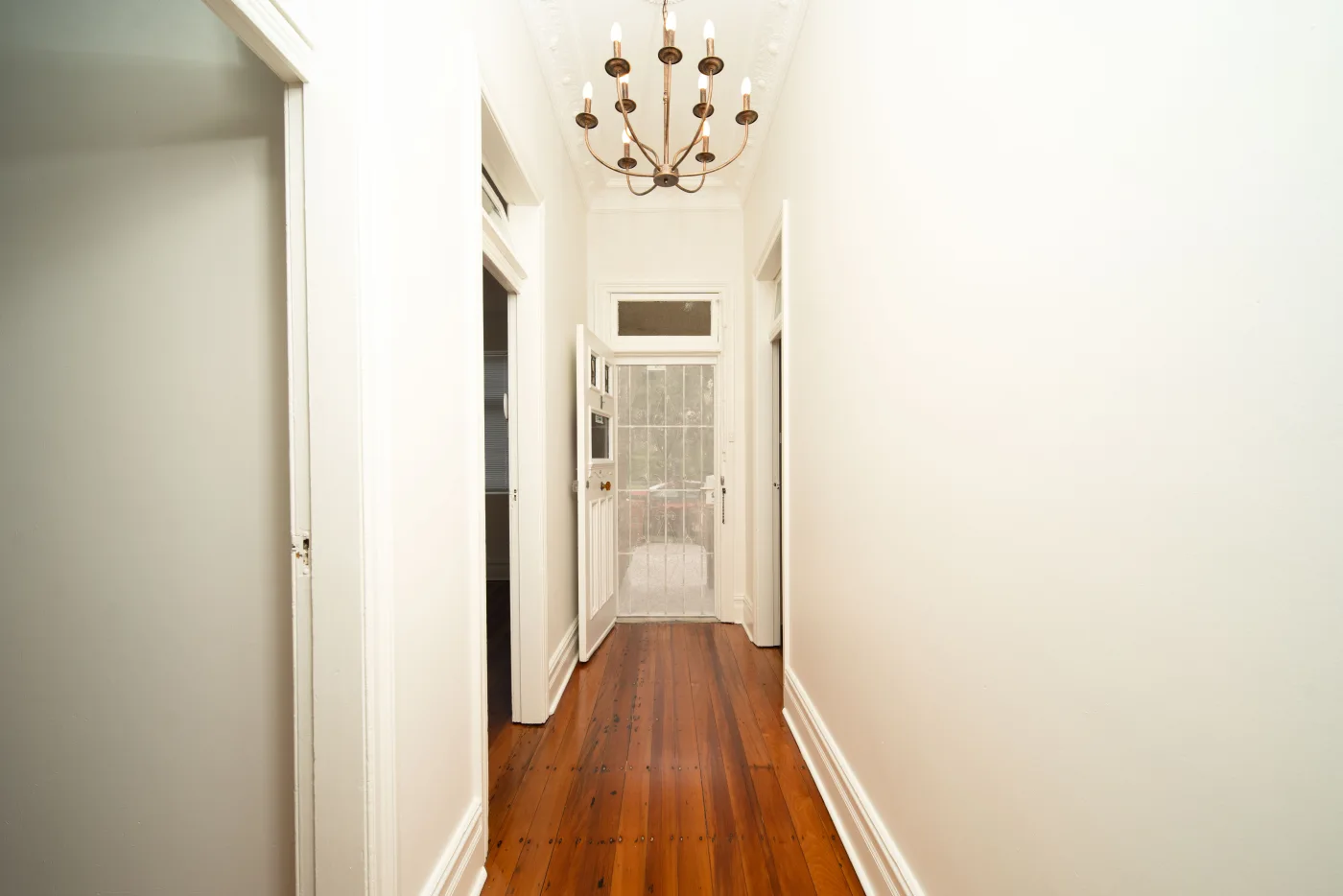 Real Estate - Petersham 9